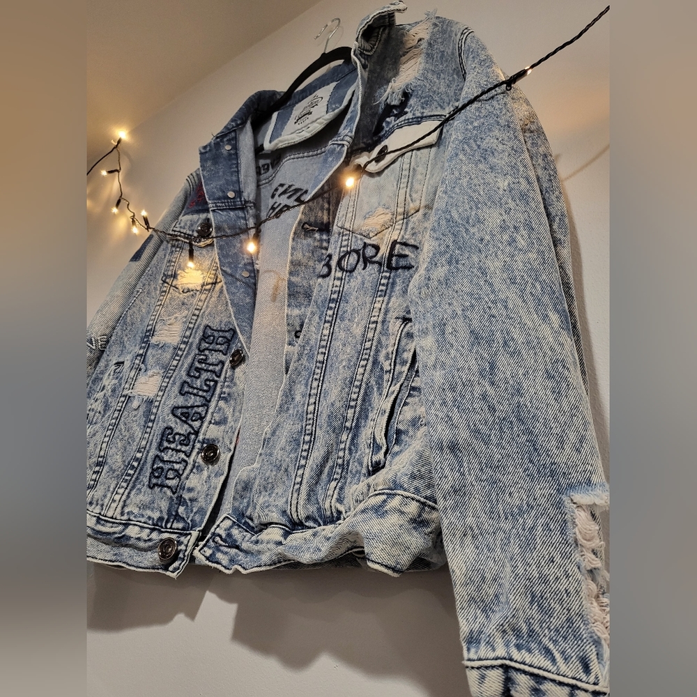 DNM Collection Medium Distressed Embroidered Reworked Denim Jacket - Picture 9 of 16